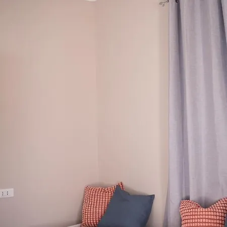 ゲストハウス Corvetto ジェノヴァ